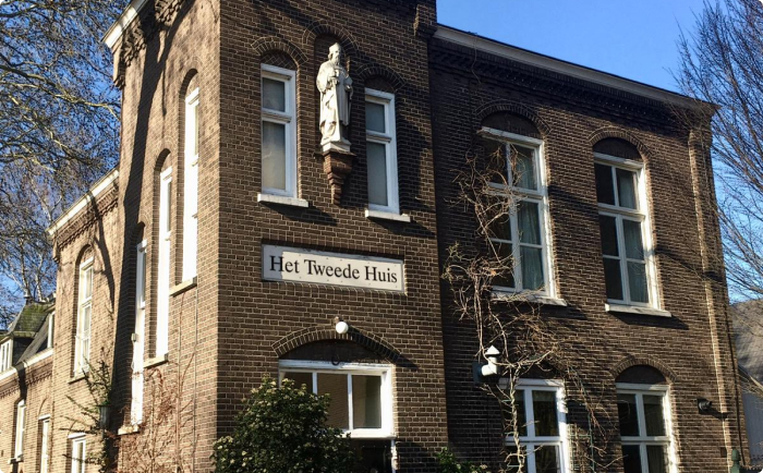 Het tweede huis - steun ons - sponsoring