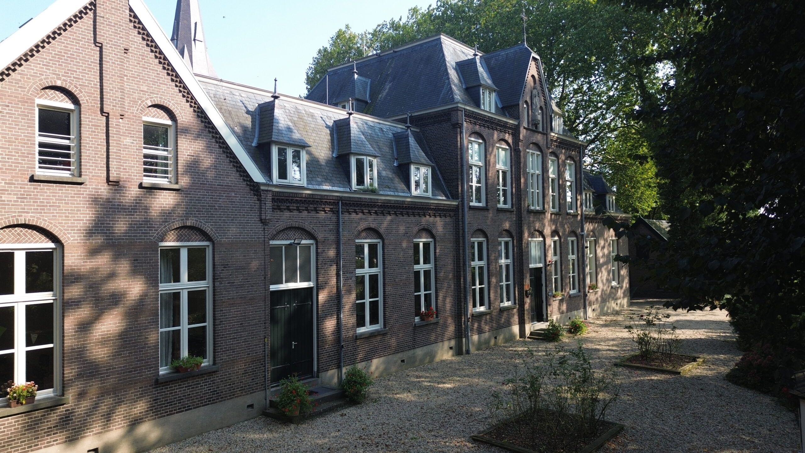Informatie over Het Tweede Huis